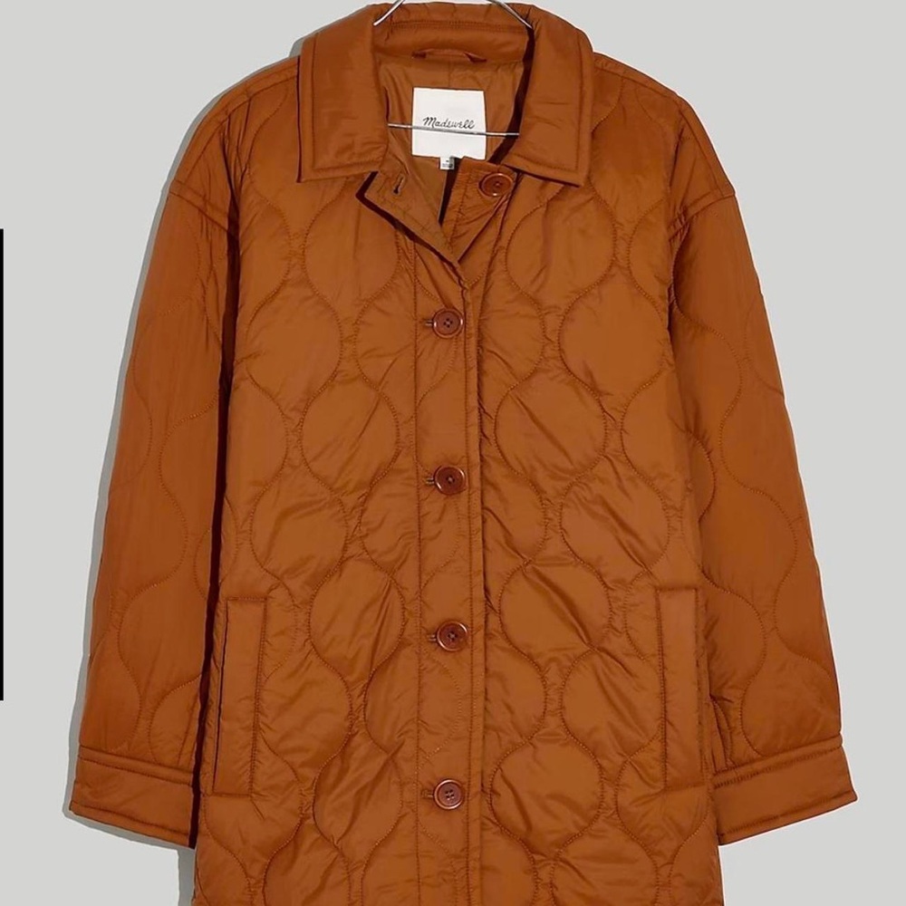 madewell airpuff shirt jacket in warm coffee color
primaloft
size xs